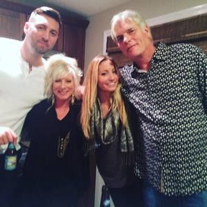 Meet your Posher, Carly